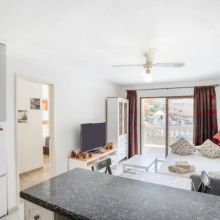 Castle Harbour Melanie's By Lovetenerife شقة لوس كريستيانوس